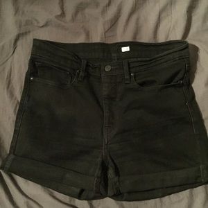 Black High Waisted Levi’s Shorts